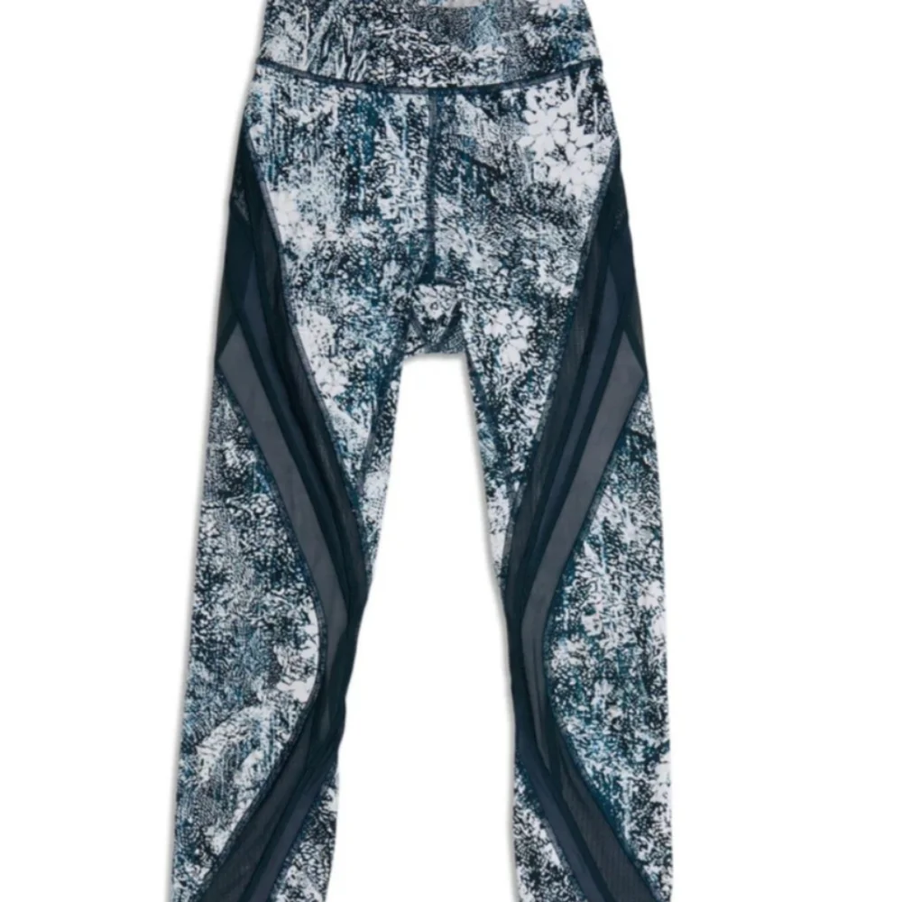 NWOT Lululemon Never Still Cropped Leggings - Size 10